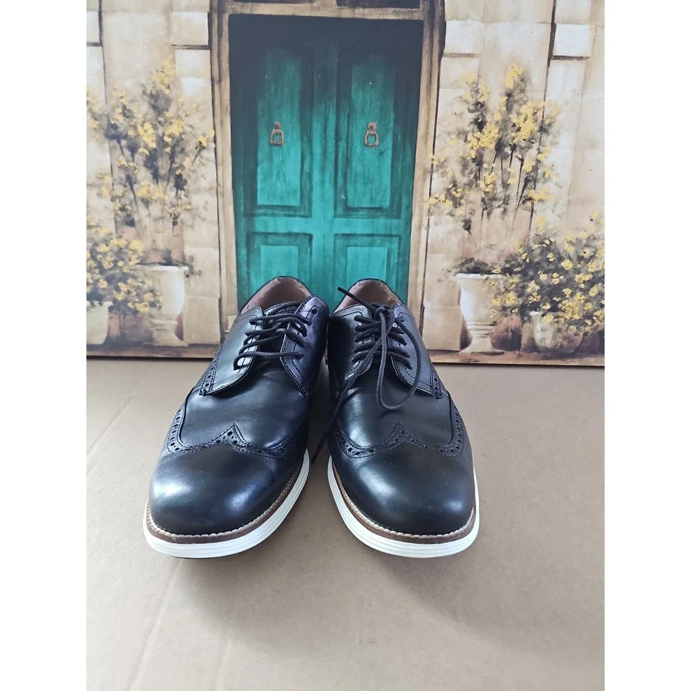 Cole Haan C26469 Original Grand Shortwing Black White SZ 11.5 Medium Mens Shoes